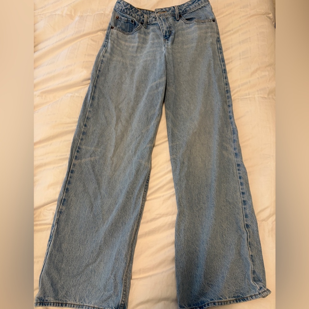 Levi low loose jeans size 29